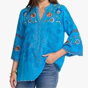NWT Johnny Was Blue Floral Embroidered Blouse